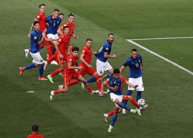欧洲杯决赛直播的相关图片